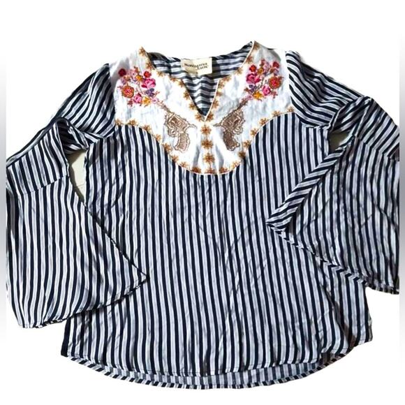 Savanna Jane Striped Straight Shooter Blouse size Small - Picture 1 of 8